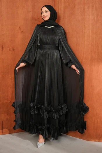 Siyah Etek Ucu Fırfırlı Pelerinli Abiye