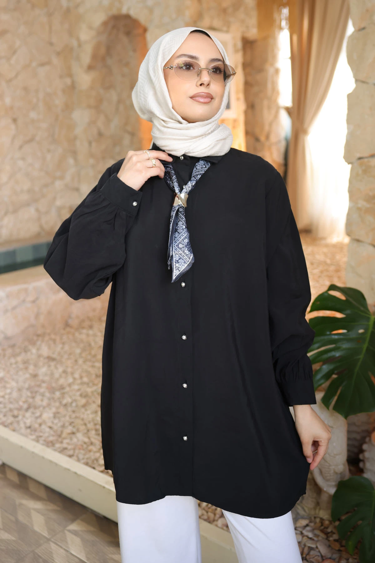 Siyah Etnik Fularlı Modal Dokuma Gömlek