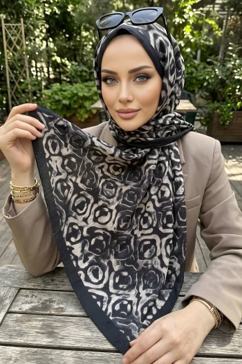 Siyah İpekhan Desenli Kraş Şal