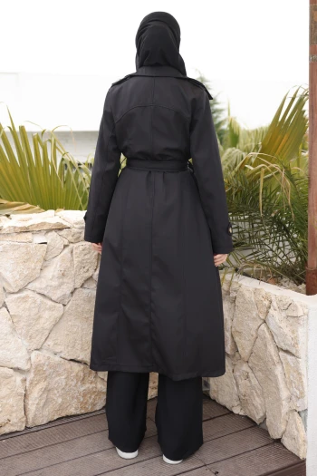 Siyah Kruvaze Yaka Düğmeli Trençkot