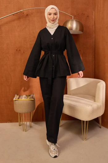 Siyah Kuşaklı Ceket Pantolonlu Gabardin Takım