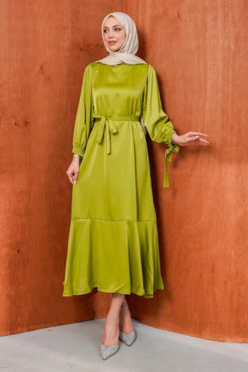 Yağ Yeşili Taş Detaylı Eteği Volanlı Saten Abiye