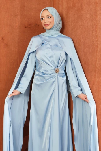 Bebe Mavi Omuz Pelerinli Saten Abiye