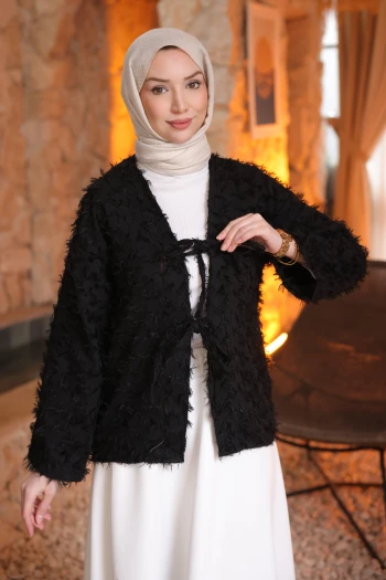 Siyah Ön Bağlamalı Püsküllü Kimono