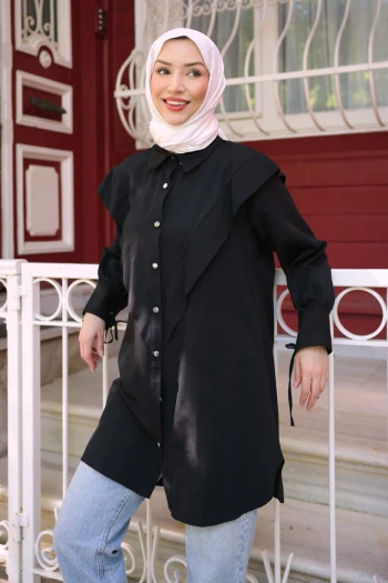 Siyah Ön Detaylı Kol Bağlamalı Tunik