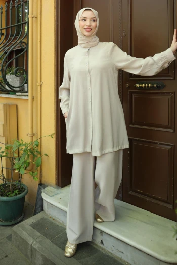 Taş Düğmeli Tunik Pantolonlu Takım