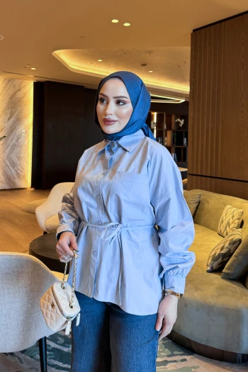 Buz  Mavi Bel Bağlamalı Düğmeli Gömlek