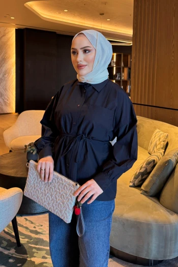 Lacivert Bel Bağlamalı Düğmeli Gömlek
