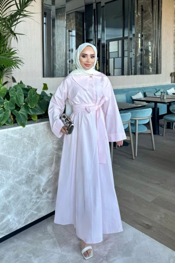 Pembe Yaka Detaylı Poplin Elbise