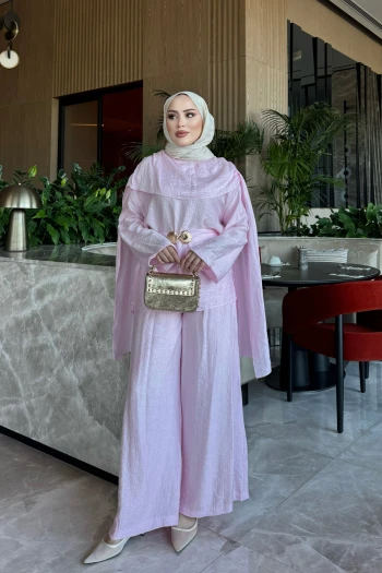 Pembe Yaka Şal Detaylı Tunik Pantolonlu Takım