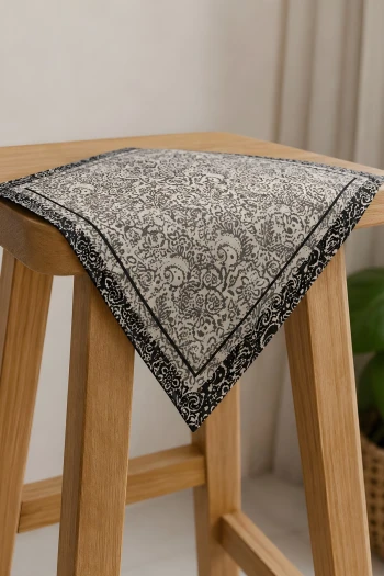 Siyah Etnik Desenli Bandana