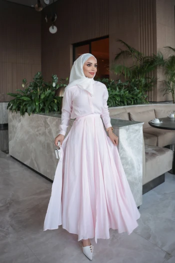 Pembe Gizli Düğmeli Gömlek Etekli Takım
