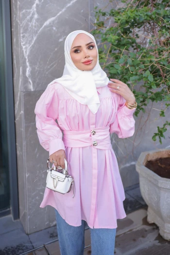 Pembe Gizli Düğmeli Kemer Detaylı Gömlek