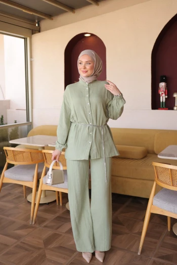 Çağla Kol Lastikli Düğmeli Tunik Pantolonlu Takım