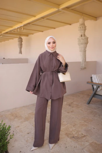 Kahverengi Çizgili Tunik Pantolonlu Takım