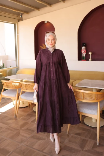 Mürdüm Düğmeli Katlı Gofre Elbise