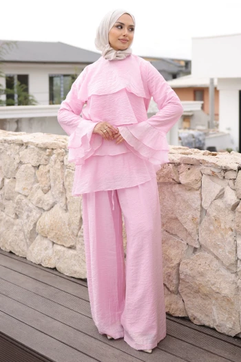 Pembe Önü Katlı Tunik Pantolonlu Takım