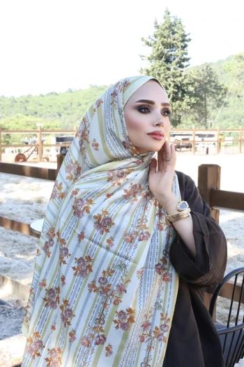 Sarı Aqua Puantiyeli Soft Şal