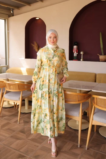 Sarı Yarım Düğmeli Kol Lastikli Eteği Katlı Elbise