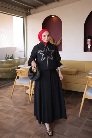 Siyah Yıldız Taş İşlemeli Ceket Etekli Takım