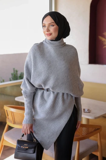 Gri Asimetrik Kesim Kemerli Yumuş Triko Tunik