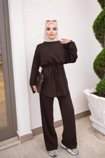 Kahverengi Bel Bağlamalı Tunik Pantolonlu Takım