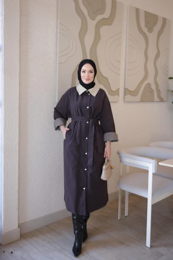 Kahverengi Fermuarlı Çıtçıtlı Kemerli Astarlı Trençkot