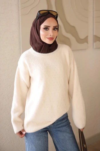 Krem Bisiklet Yaka Taşlı Angora Yumoş Triko Kazak