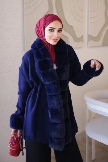 Lacivert Bel Bağlamalı Kürk Detaylı Triko Hırka