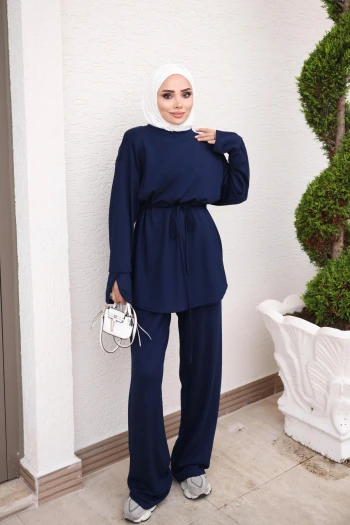 Lacivert Bel Bağlamalı Tunik Pantolonlu Takım