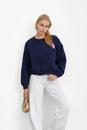 Lacivert Bisiklet Yaka Nakışlı Üç İplik Kısa Oversize Sweat