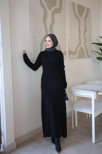 Siyah Fitilli Bel Bağlamalı Triko Elbise