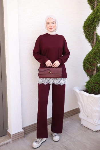 Bordo Bisiklet Yaka Eteği Dantelli Tunik Pantolonlu Takım