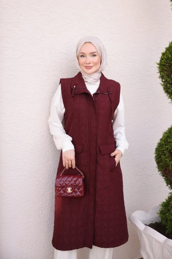 Bordo Cep Kapaklı Fermuarlı Kapitone Yelek
