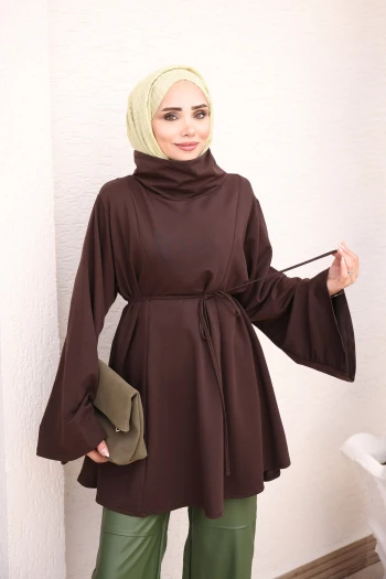 Kahverengi Bel Bağlamalı Dik Yaka Tunik