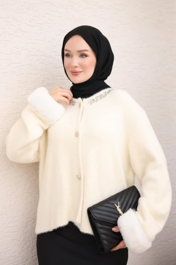 Krem Kol Kürklü Yaka Taşlı Angora Triko Hırka