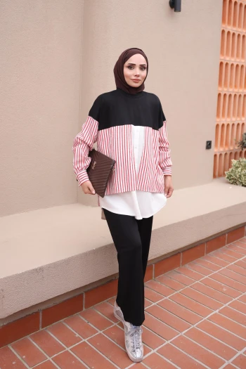 Siyah Garnili Tunik Pantolonlu Modal Takım