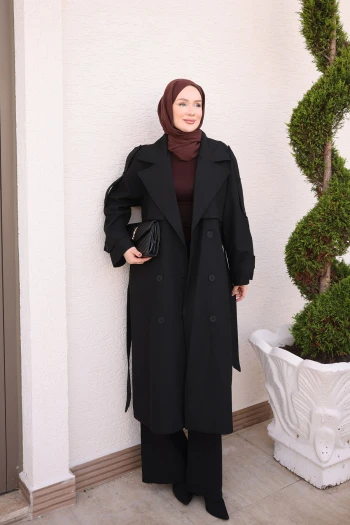 Siyah Kruvaze Yaka Düğmeli Astarlı Trençkot