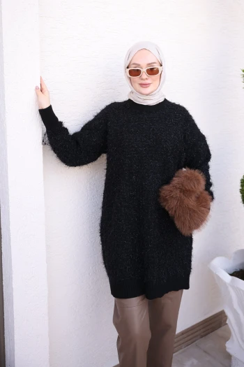 Siyah Simli Angora Yumoş Triko Tunik