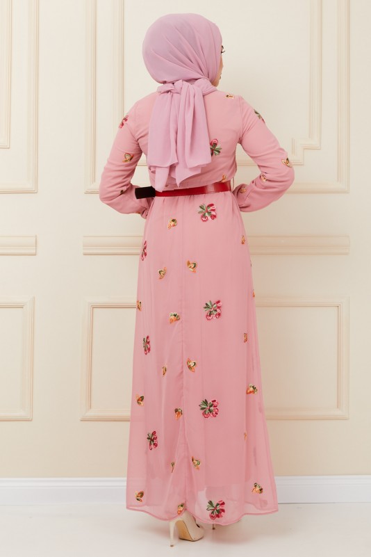 Nakış Detaylı Kemerli Şifon Tesettür Elbise/Pembe