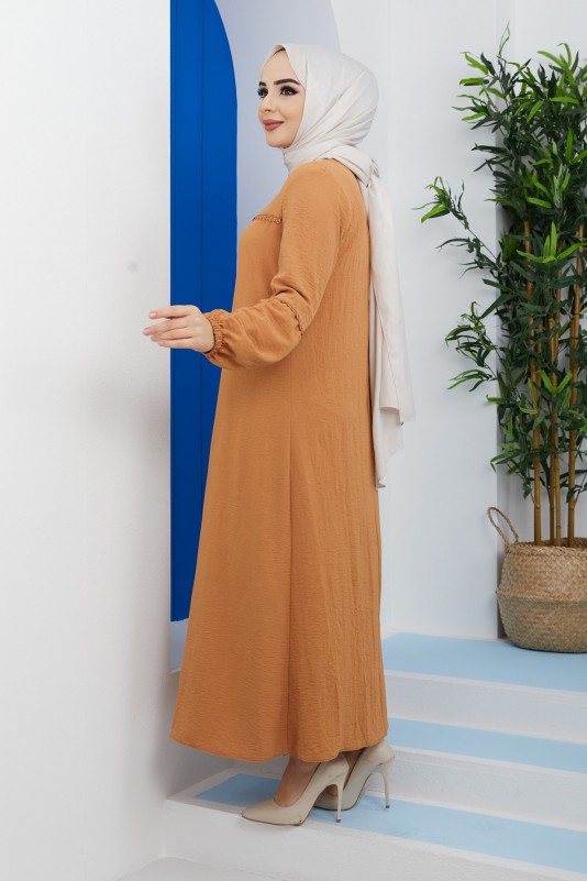Pile Detaylı Ayrobin Tesettür Elbise/Camel