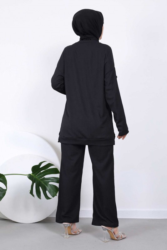 Siyah Kolyeli Kolları Düğmeli Tunik Pantolon Takım