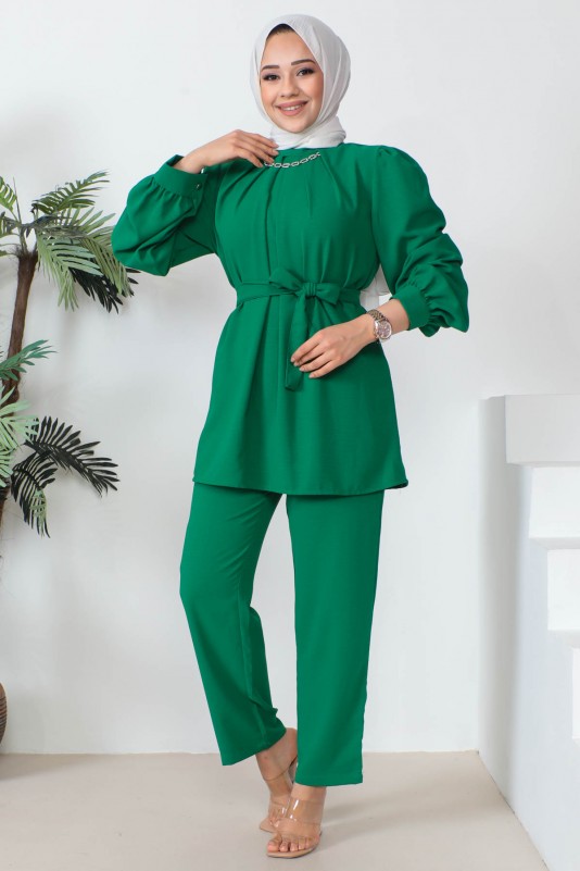 Yeşil Kolyeli Tunik Pantolon Takım
