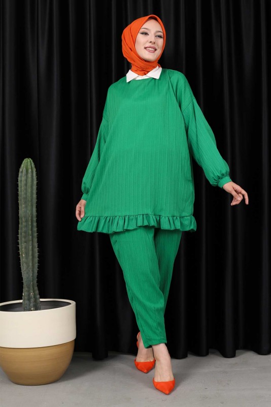 Zümrüt Yeşili Fırfırlı Pantolon Takım