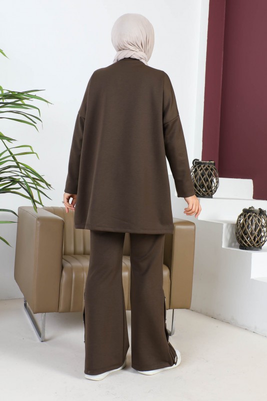 Kahverengi Yaka Düğmeli Tunik Pantolon Takım
