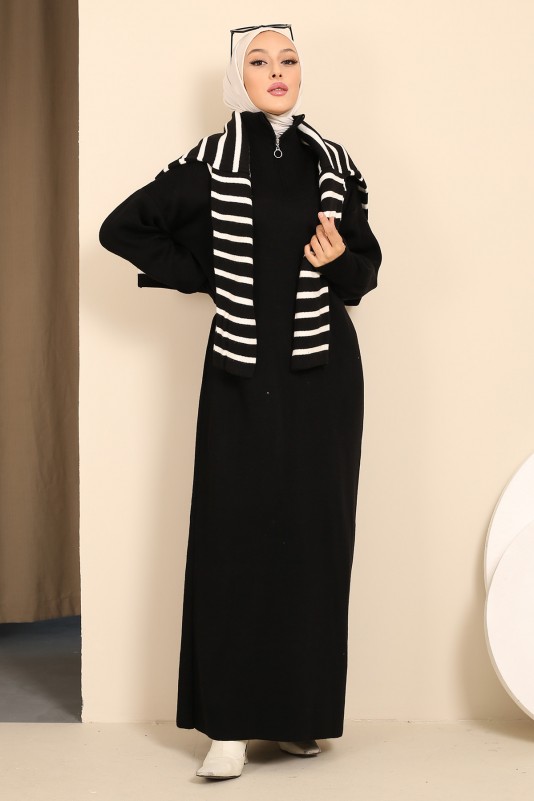 Siyah Yaka Fermuarlı Balon Kol Triko Elbise