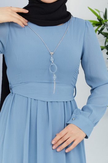 Kolyeli Astarlı Tesettür Şifon Elbise/Mavi