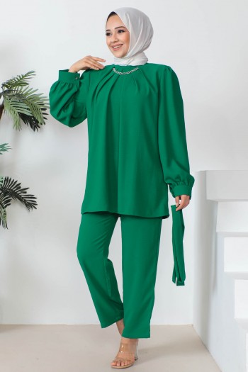 Yeşil Kolyeli Tunik Pantolon Takım