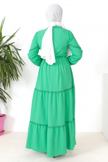 Yeşil Bel Büzgülü Güpürlü Elbise