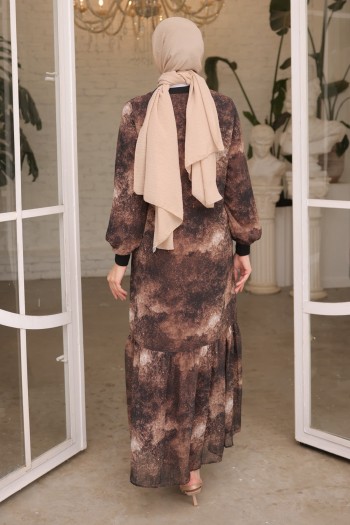 Kahverengi Eteği Katlı Desenli Şifon Elbise